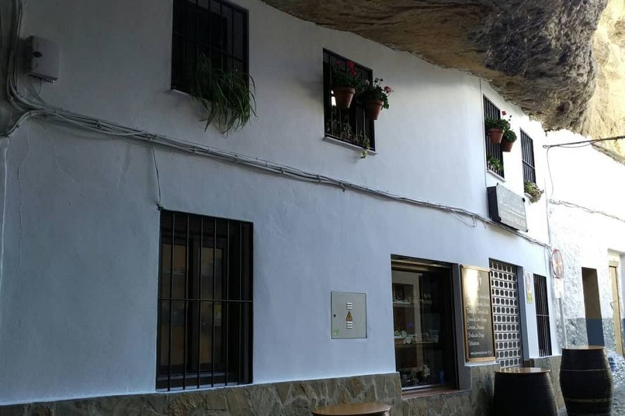 la-cueva-del-iberico-tienda-gourmet-cadiz